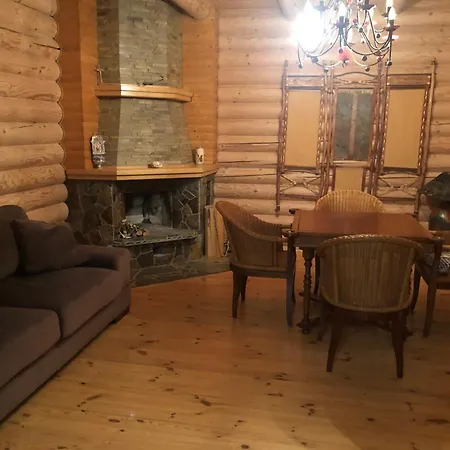 Maxim Ferienhaus Skhidnytsia